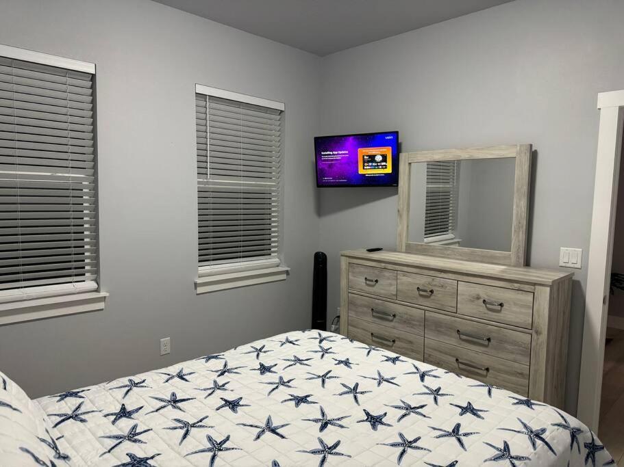Brand New Tampa Oasis With Private Jacuzzi Retreat Βίλα Lutz Εξωτερικό φωτογραφία