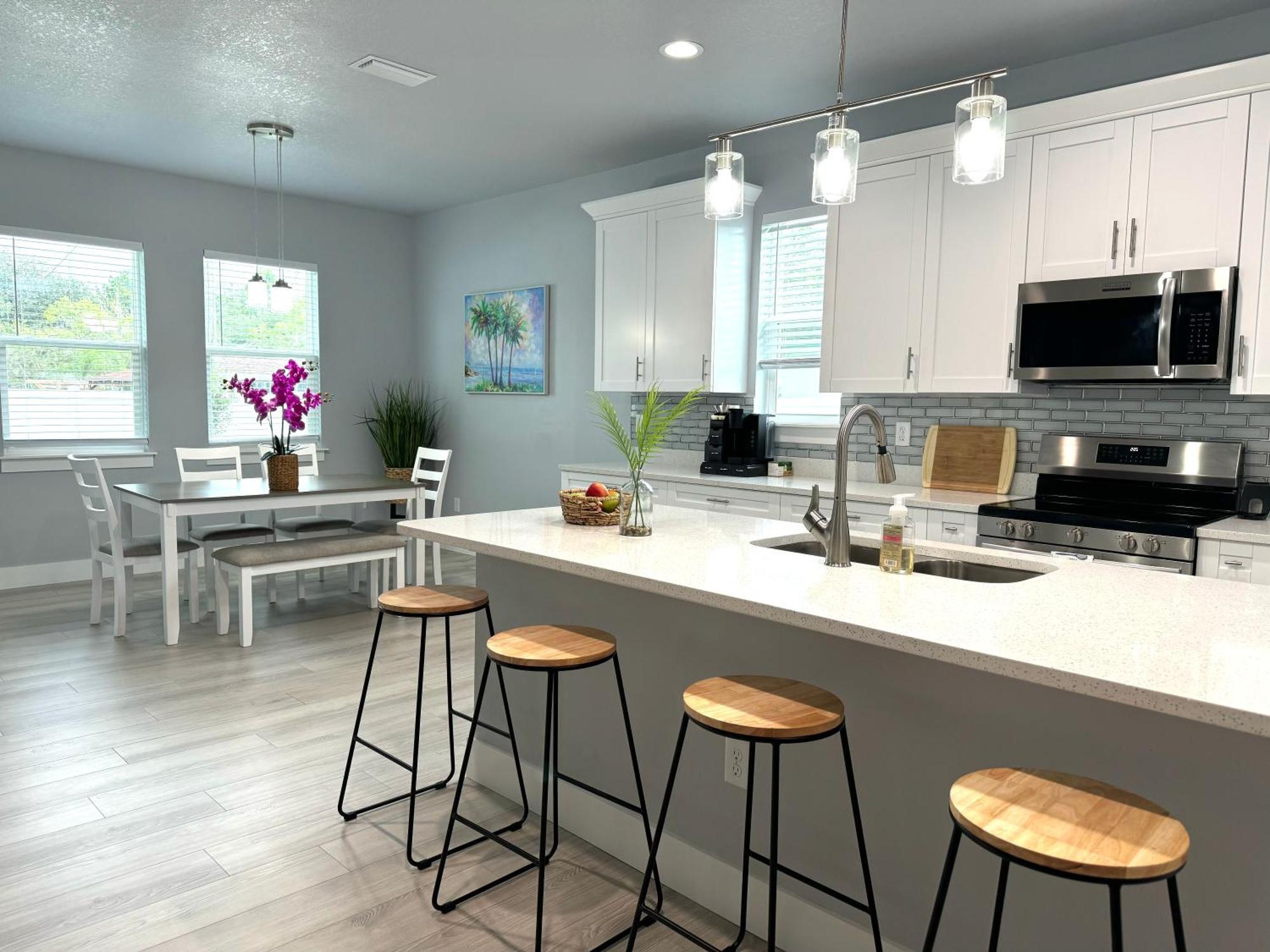 Brand New Tampa Oasis With Private Jacuzzi Retreat Βίλα Lutz Εξωτερικό φωτογραφία