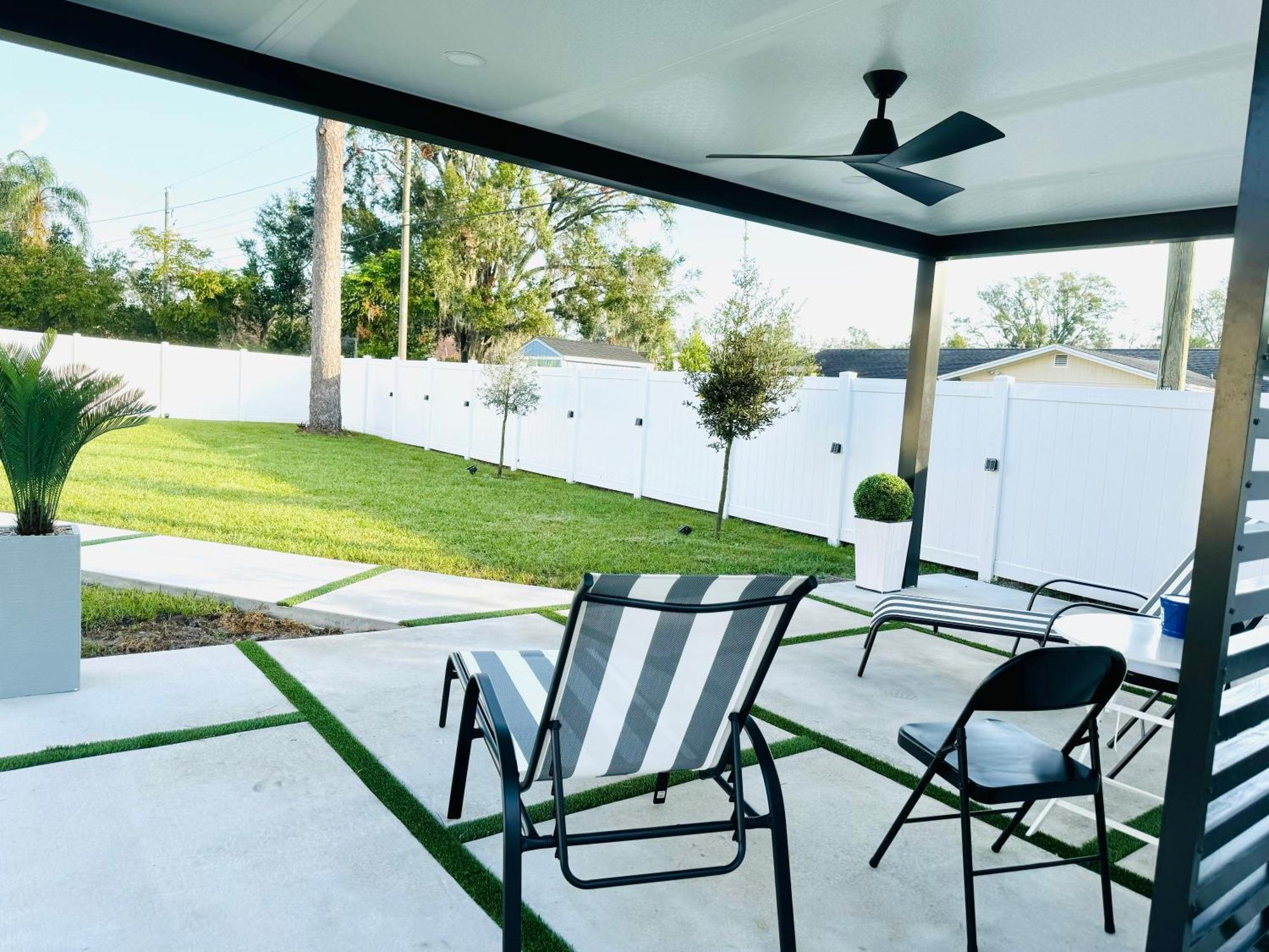 Brand New Tampa Oasis With Private Jacuzzi Retreat Βίλα Lutz Εξωτερικό φωτογραφία