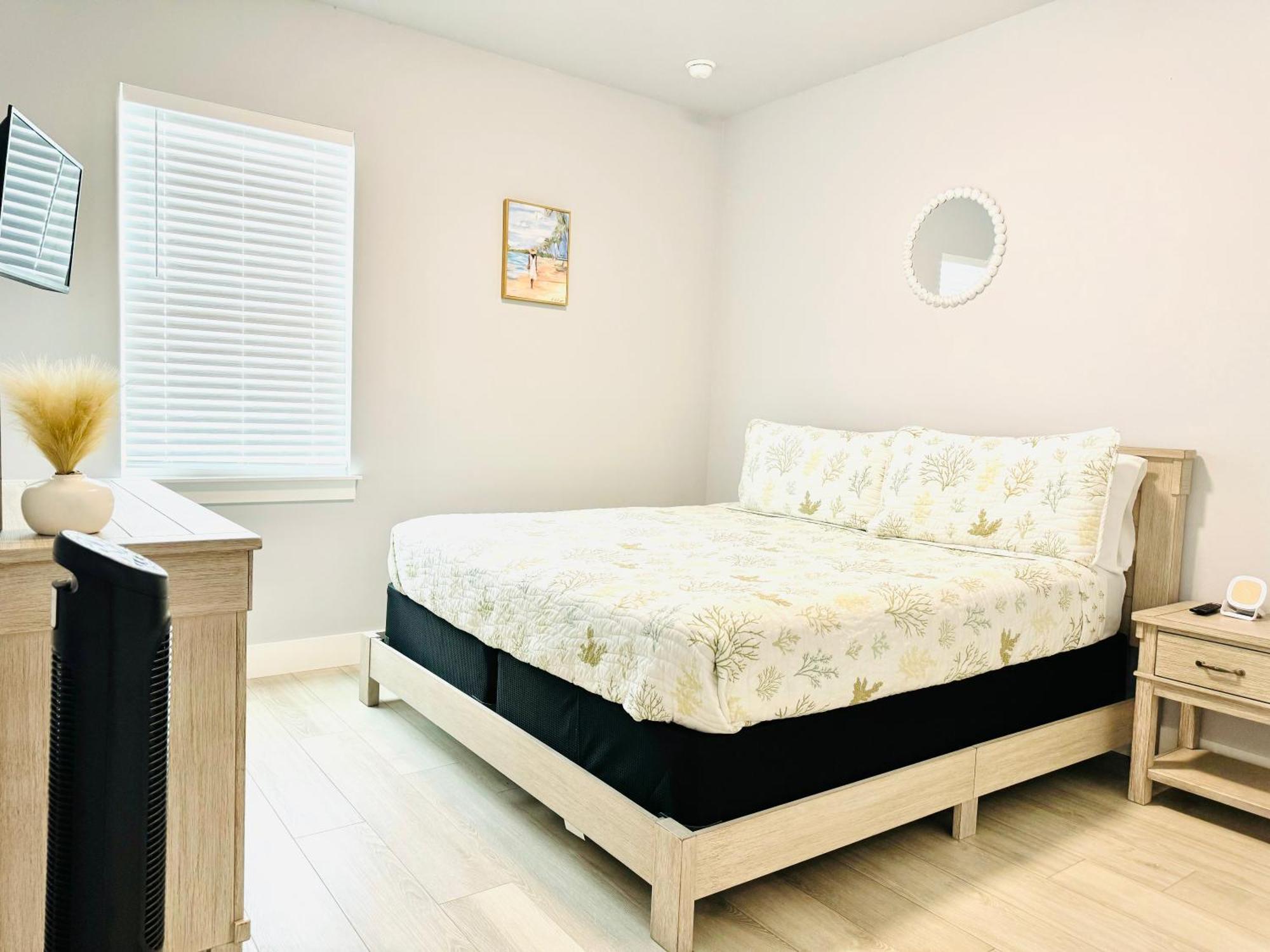 Brand New Tampa Oasis With Private Jacuzzi Retreat Βίλα Lutz Εξωτερικό φωτογραφία
